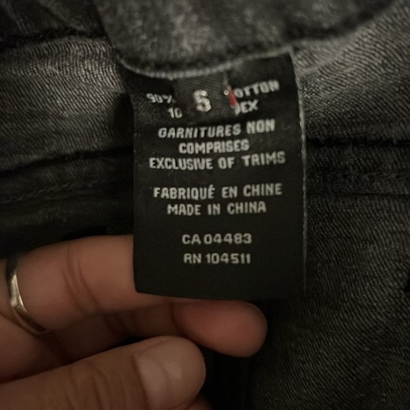 Black Jeans Capris size small - Picture 3 of 3